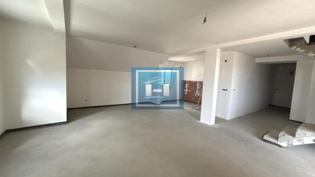 Stan, Prodaja, 222m2, Centar, Gradska lokacija, Jagodina