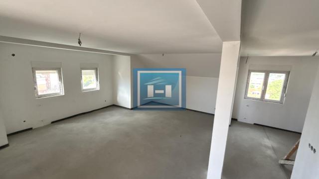Stan, Prodaja, 222m2, Centar, Gradska lokacija, Jagodina