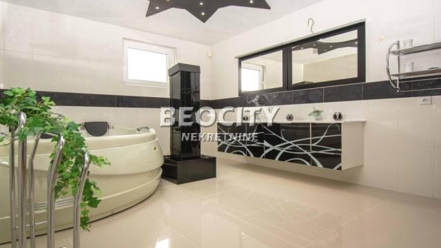 Kuća, Prodaja, 340m2, Altina, Zemun, Kolubarske bitke