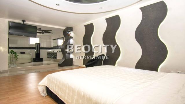 Kuća, Prodaja, 340m2, Altina, Zemun, Kolubarske bitke