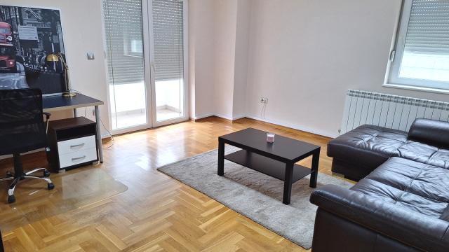 Stan, Petosoban i veći, Izdavanje, 270m2, Nikole Doksata