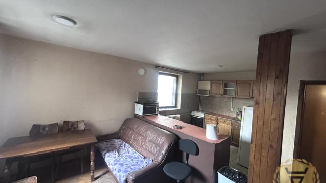 Kuća, Izdavanje, 200m2, Medaković 1, Voždovac, Mokroluška