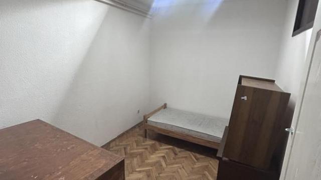 Kuća, Izdavanje, 200m2, Medaković 1, Voždovac, Mokroluška