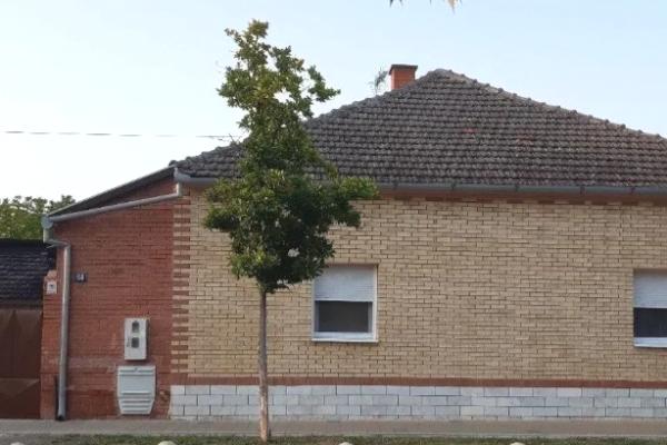 prodaja, kuca,
becej, 971204, trosoban-milosa-crnjanskog-68