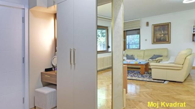 Kuća, Petosoban, Izdavanje, 150m2, Dedinje, Savski venac, Koste Racina