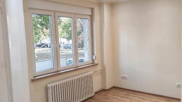 Stan, Trosoban, Izdavanje, 70m2, Ekonomski fakultet, Savski venac, Lička