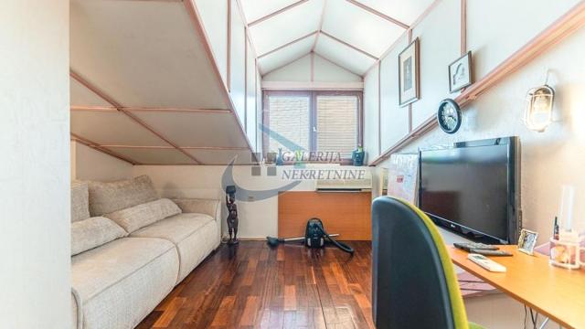 Stan, Trosoban, Prodaja, 110m2, Dorćol, Stari grad, Cara Uroša