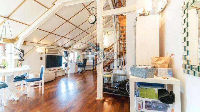 Stan, Trosoban, Prodaja, 110m2, Dorćol, Stari grad, Cara Uroša