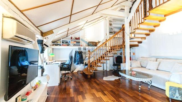 Stan, Trosoban, Izdavanje, 110m2, Dorćol, Stari grad, Cara Uroša
