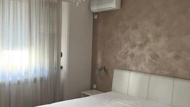 Stan, Trosoban, Izdavanje, 110m2, Slavija, Vračar, Alekse Nenadovića