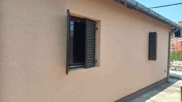 Kuća, Dvosoban, Prodaja, 80m2, Popučke, Okolno mesto, Palih Ratnika 30