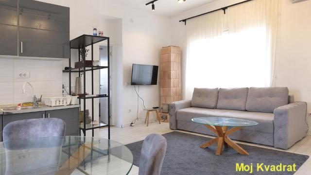 Stan, Dvosoban, Prodaja, 44m2, Skadarlija, Stari grad, Francuska