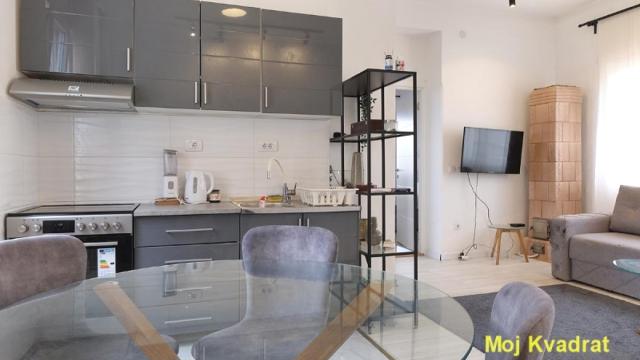 Stan, Dvosoban, Prodaja, 44m2, Skadarlija, Stari grad, Francuska