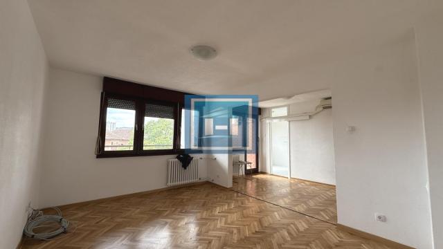 Stan, Trosoban, Prodaja, 76m2, Centar, Gradska lokacija, Jagodina