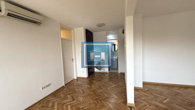 Stan, Trosoban, Prodaja, 76m2, Centar, Gradska lokacija, Jagodina
