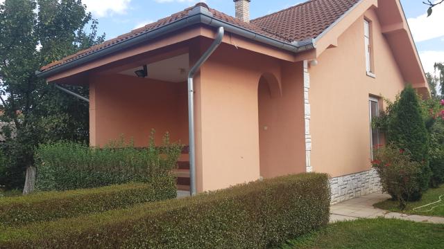 Kuća, Dvosoban, Prodaja, 72m2, Sombor
