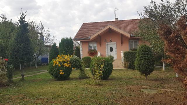 Kuća, Dvosoban, Prodaja, 72m2, Sombor