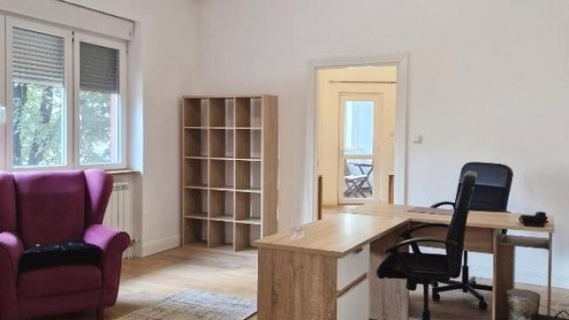 Poslovni prostor, Trosoban, Izdavanje, 72m2, Kalenić pijaca, Vračar, Njegoševa