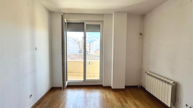 Stan, Dvoiposoban, Prodaja, 58m2, Dimitrija Tucovića