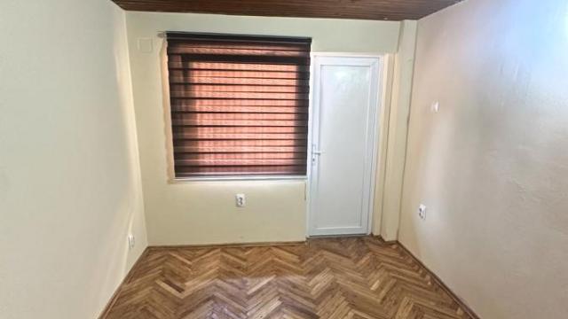 Kuća, Trosoban, Prodaja, 71m2, Širi centar, Gradska lokacija, Sremski Karlovci