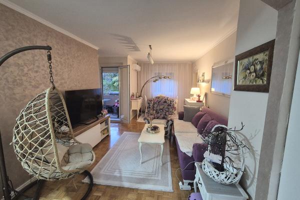 prodaja, stanova,
beograd, 974359, dvoiposoban-gandijeva