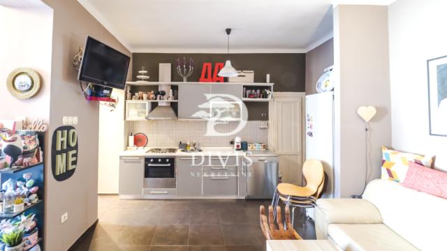 Stan, četvorosoban, Prodaja, 81m2, Nušićeva