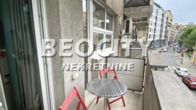 Stan, Trosoban, Izdavanje, 90m2, Dorćol, Stari grad, Dubrovačka
