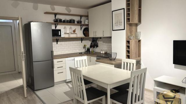 Kuća, Dvoiposoban, Izdavanje, 65m2, Banovo brdo, Čukarica, Blagoja Parovića