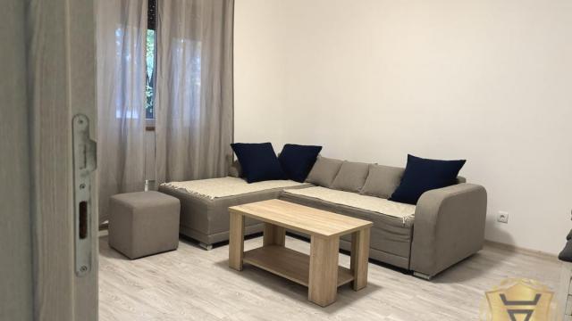 Kuća, Dvoiposoban, Izdavanje, 65m2, Banovo brdo, Čukarica, Blagoja Parovića