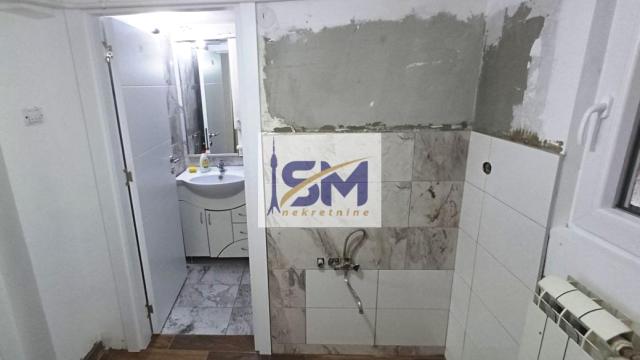 Poslovni prostor, Dvoiposoban, Izdavanje, 88m2, Centar, Stari grad, Bulevar Despota Stefana