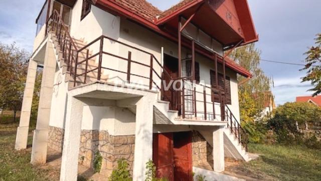 Kuća, četvorosoban, Prodaja, 35m2, Čortanovci, Okolno mesto, Indjija