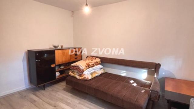 Kuća, četvorosoban, Prodaja, 35m2, Čortanovci, Okolno mesto, Indjija