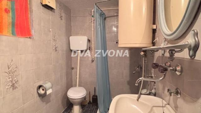 Kuća, četvorosoban, Prodaja, 35m2, Čortanovci, Okolno mesto, Indjija