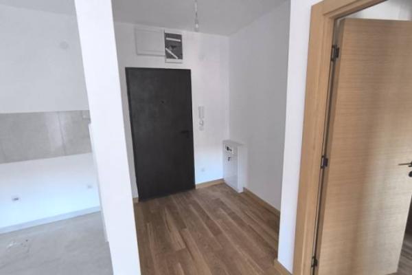 prodaja, stanova,
surcin-beograd, 975026, dvoiposoban-vojvodanska