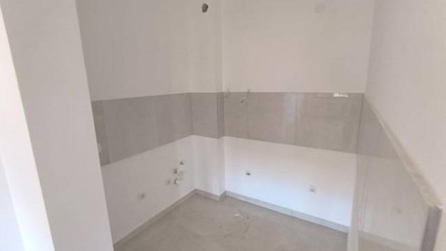 Stan, Dvoiposoban, Prodaja, 58m2, Surčin, Vojvođanska