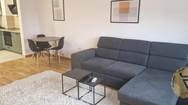 Stan, Dvosoban, Izdavanje, 50m2, Mirijevo, Zvezdara, Dva bela goluba