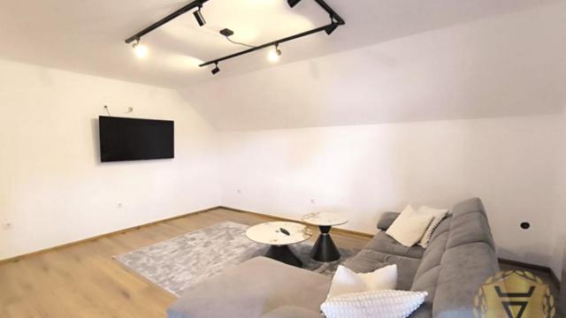 Stan, Trosoban, Izdavanje, 80m2, Altina, Zemun, Abebe Bikile