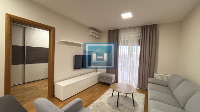 Stan, Jednosoban, Izdavanje, 42m2, Centar, Gradska lokacija, Jagodina