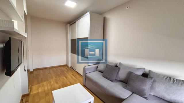 Stan, Jednosoban, Izdavanje, 42m2, Centar, Gradska lokacija, Jagodina