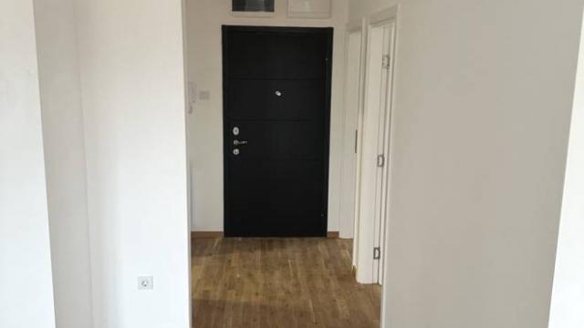 Stan, Trosoban, Izdavanje, 67m2, Dva bela goluba