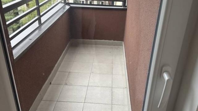 Stan, Trosoban, Izdavanje, 67m2, Dva bela goluba