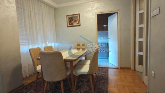 Stan, Troiposoban, Izdavanje, 102m2, Južni bulevar, Vračar, Sime Igumanova