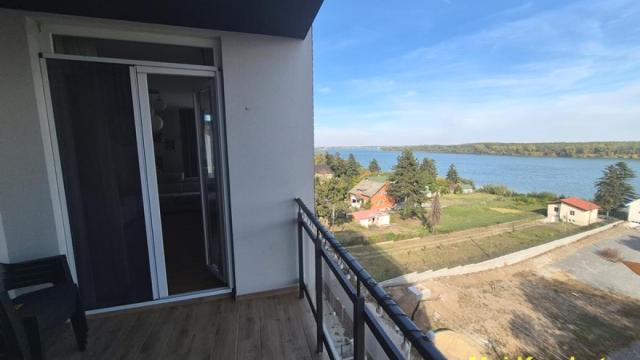 Stan, četvorosoban, Prodaja, 92m2, Novi Banovci, Okolno mesto, Beogradska