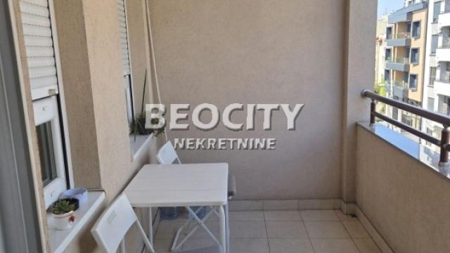 Stan, Dvosoban, Izdavanje, 62m2, Južni bulevar, Vračar, Šumatovačka