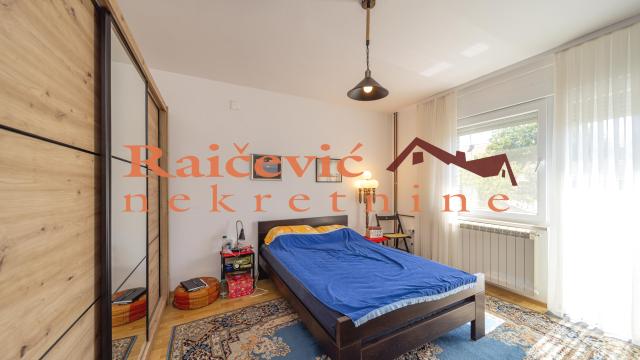 Kuća, Petosoban, Prodaja, 220m2, Rušanj, Čukarica, Beogradska 1 deo