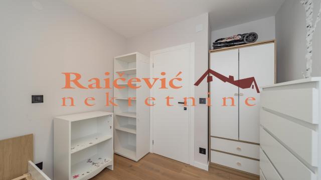 Stan, Trosoban, Prodaja, 74m2, Lion, Zvezdara, Bulevar kralja Aleksandra