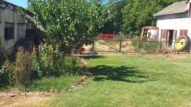 Kuća, Trosoban, Prodaja, 104m2, Irig