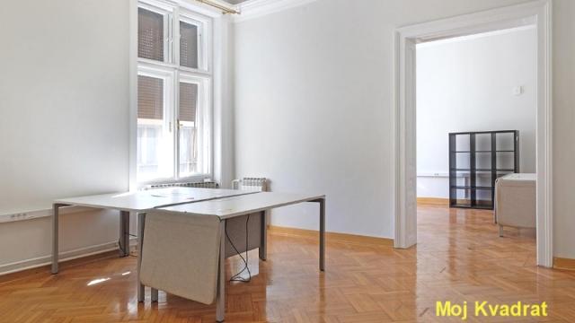 Stan, Petosoban, Izdavanje, 239m2, Kalemegdan, Stari grad, Cara Uroša