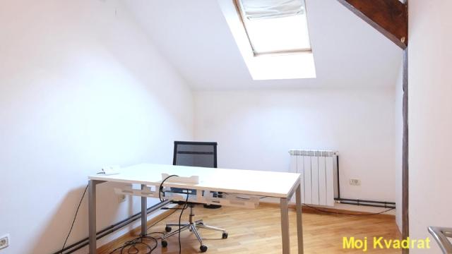 Stan, Petosoban, Izdavanje, 239m2, Kalemegdan, Stari grad, Cara Uroša