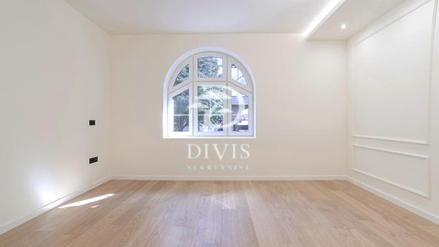 Stan, Trosoban, Prodaja, 70m2, Bulevar despota Stefana